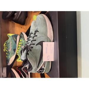 Zoom Kobe 4 Protro 'Girl Dad' Size: 10.5 Condition: used good condition